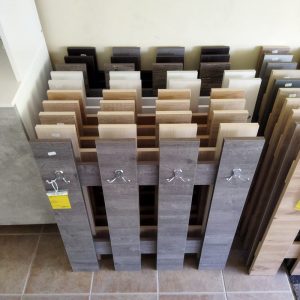 Cuier de perete KRIS 04381