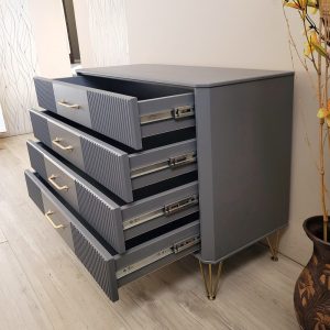 Comoda cu 4 sertare 010268