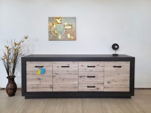 Comoda cu 3 usi si 3 sertare 016839