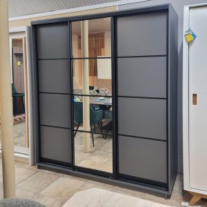 Dulap cu 3 usi glisante 016720
